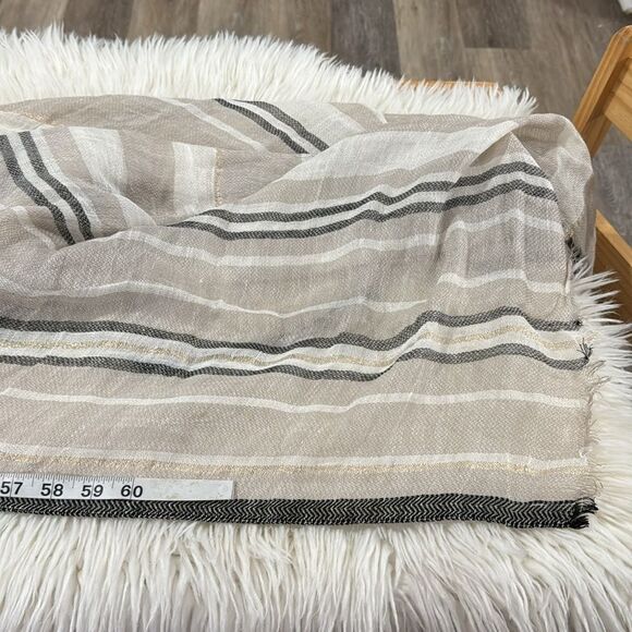 BANANA REPUBLIC SCARF NWT - Picture 3 of 7